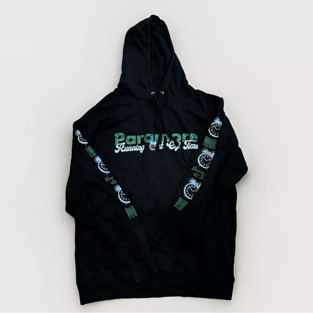 Brand new official band “Paramore” merchandise. Unisex